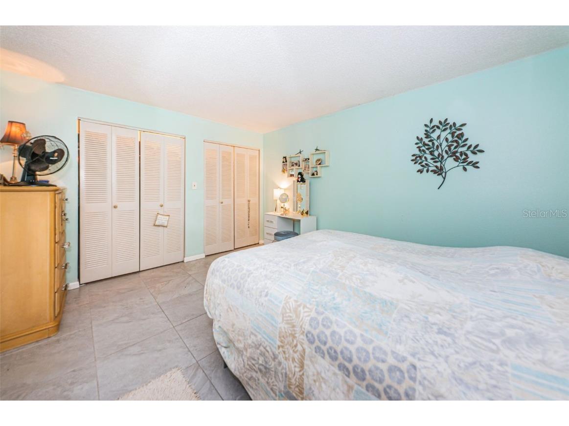 5267 81st Street N #8 Saint Petersburg FL 33709 TB8457153 image22