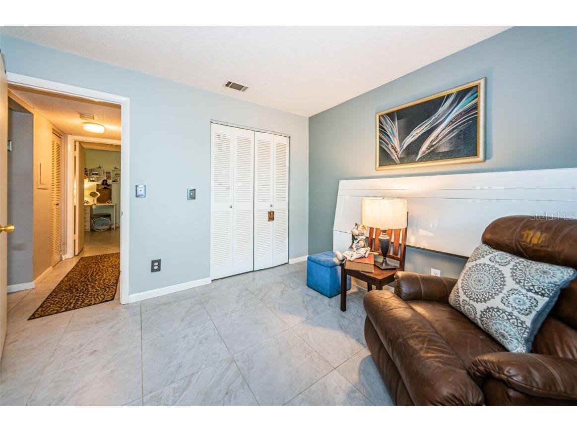 5267 81st Street N #8 Saint Petersburg FL 33709 TB8457153 image25