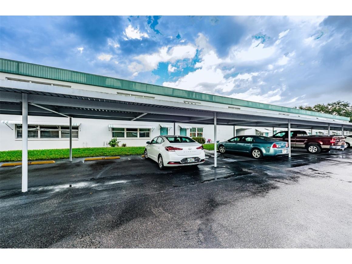 5267 81st Street N #8 Saint Petersburg FL 33709 TB8457153 image29