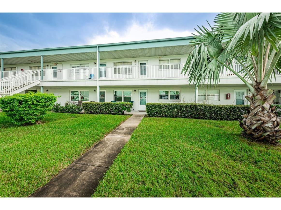 5267 81st Street N #8 Saint Petersburg FL 33709 TB8457153 image31