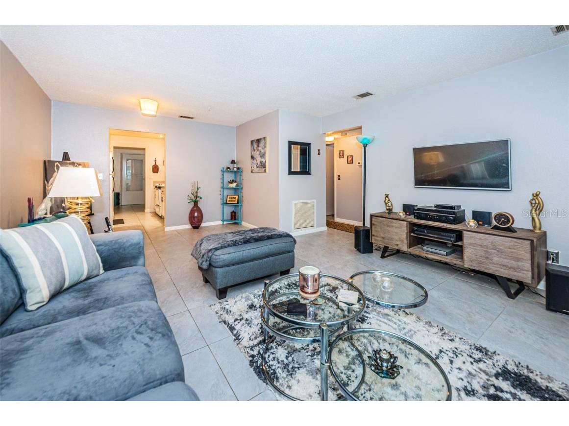 5267 81st Street N #8 Saint Petersburg FL 33709 TB8457153 image8