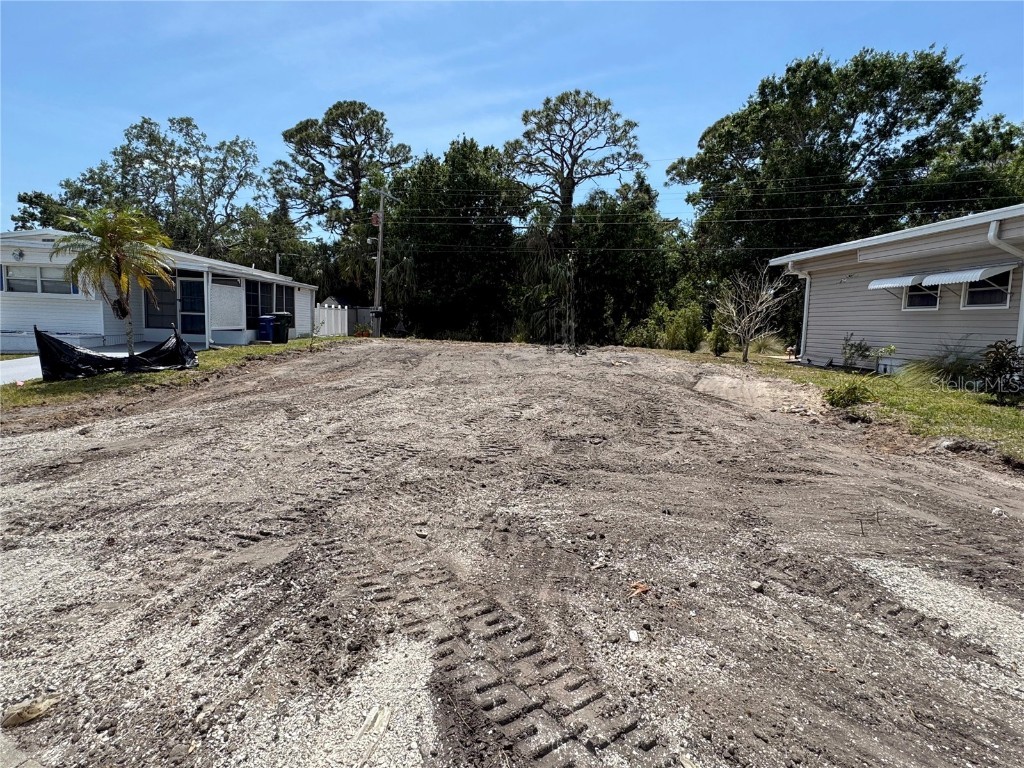 5267 Boca Raton Avenue Sarasota FL 34234 A4650623 image1