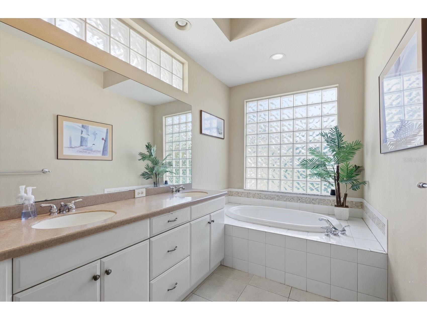 5267 Visionary Court Sarasota FL 34233 A4697102 image21
