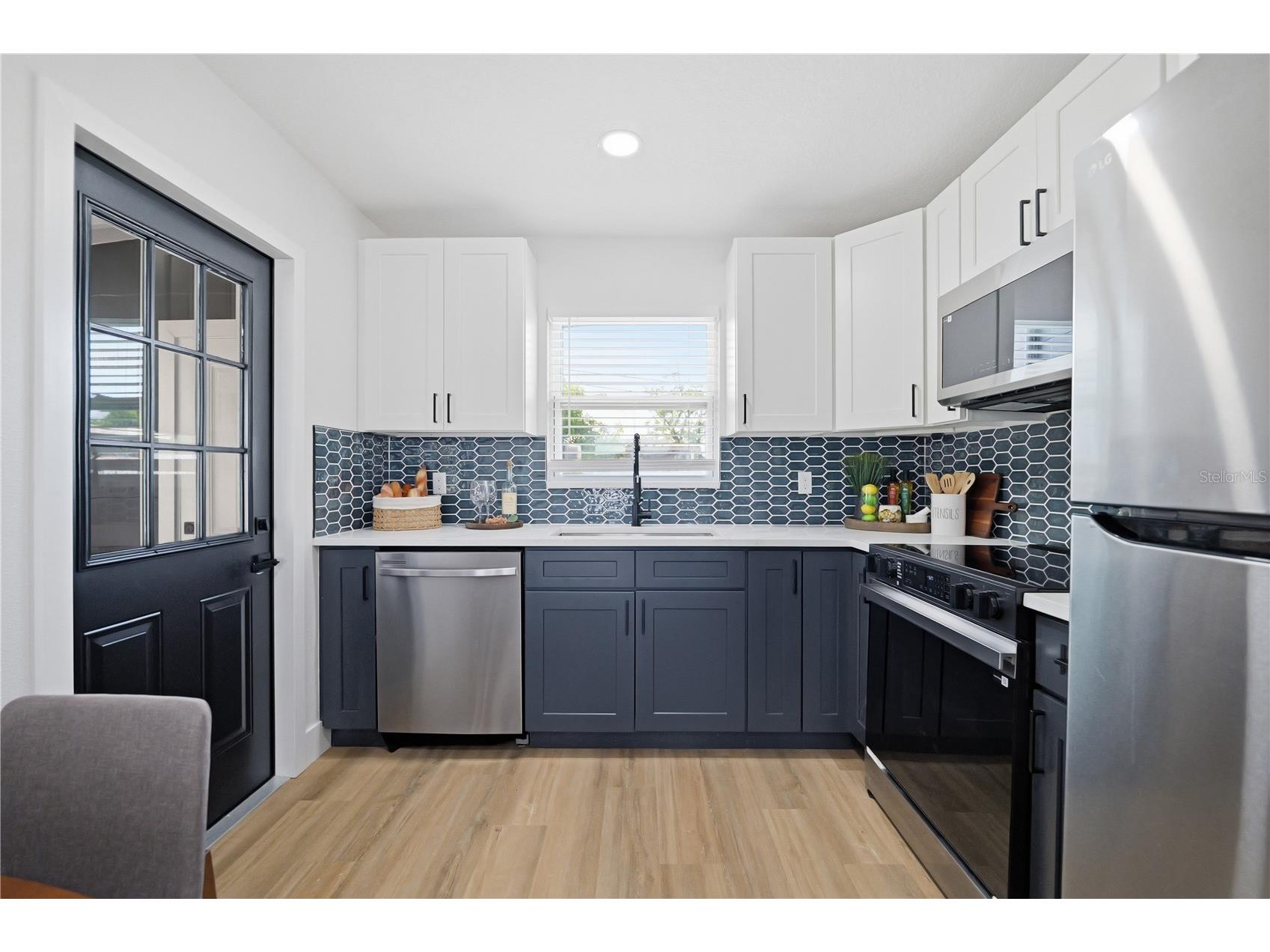 5268 Coral Way N Saint Petersburg FL 33714 TB8521707 image6