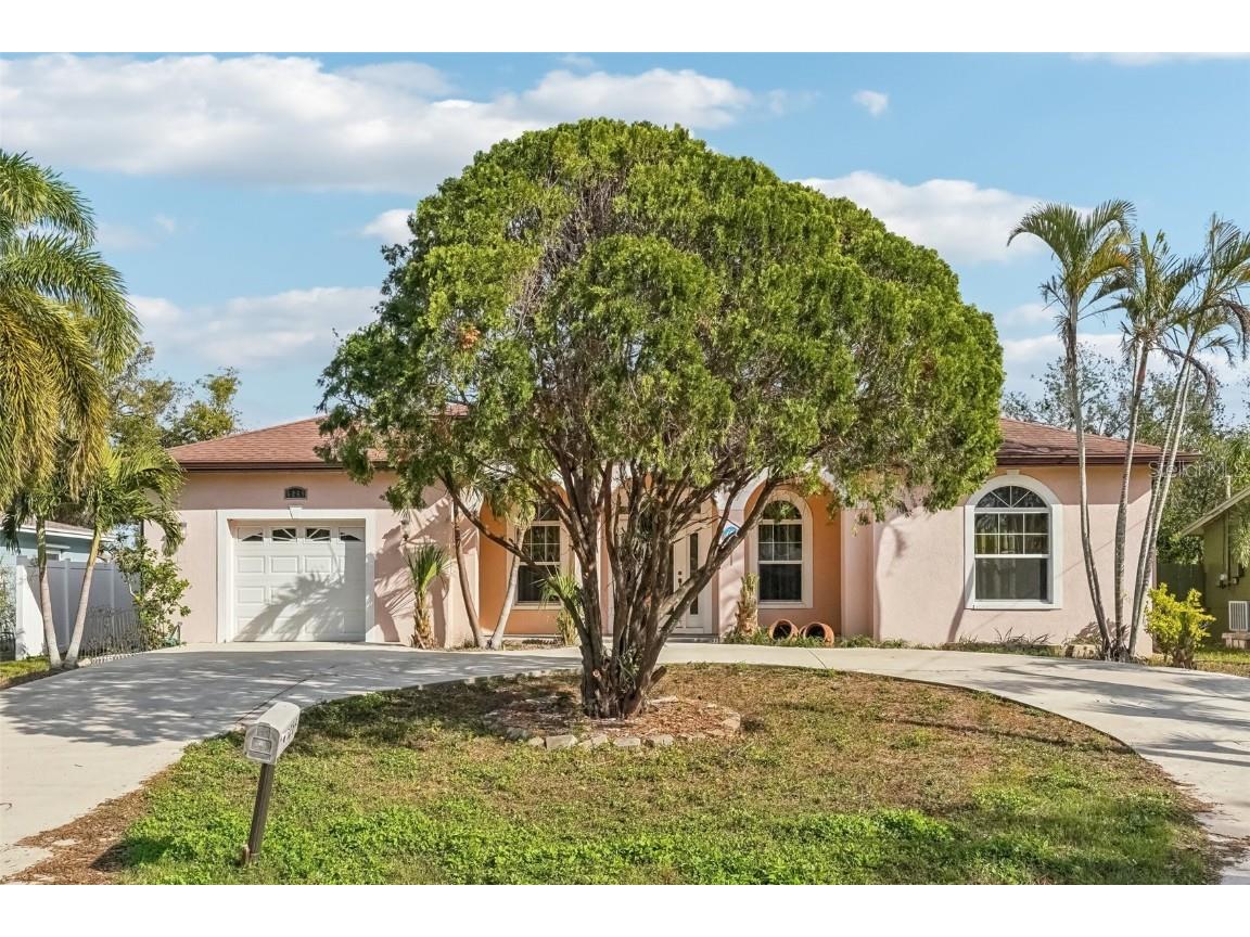 5269 61st Way N Kenneth City FL 33709 TB8335032 image1