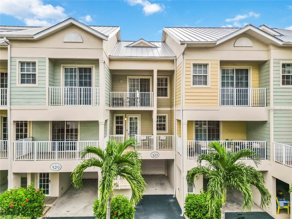 527 Bahia Beach Boulevard Ruskin FL 33570 A4586251 image1