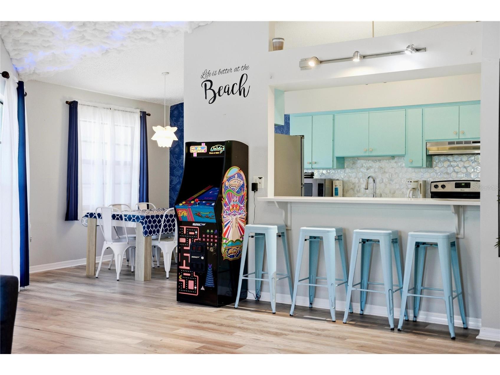 527 Beach Road Sarasota FL 34242 O6384340 image3