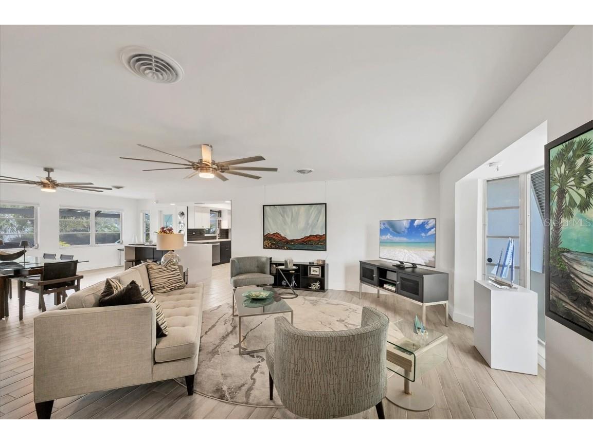 527 Bellaire Drive Venice FL 34293 A4665117 image4