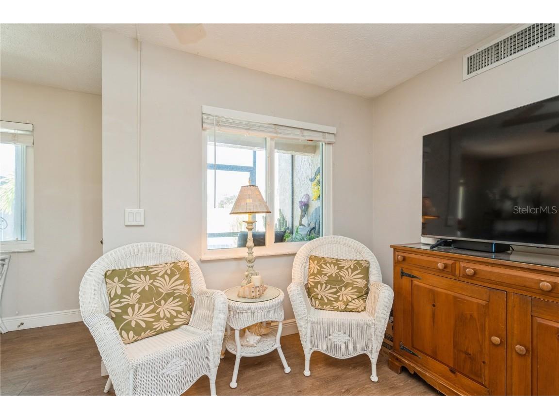 527 Cape Coral Parkway W #4 Cape Coral FL 33914 TB8384489 image14