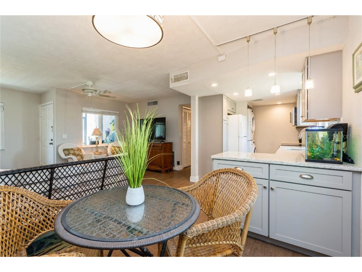 527 Cape Coral Parkway W #4 Cape Coral FL 33914 TB8384489 image8