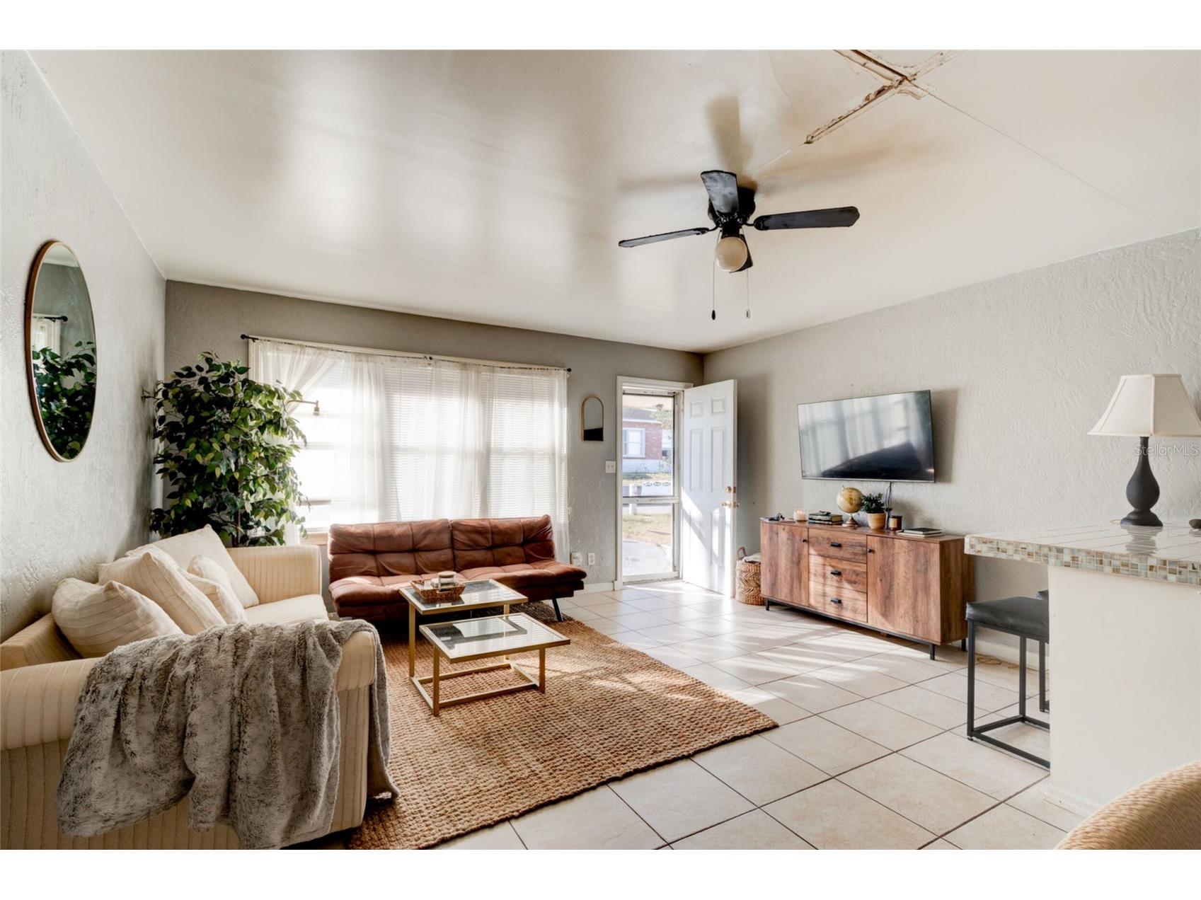 527 Eastwood Lane Daytona Beach FL 32118 V4946506 image5