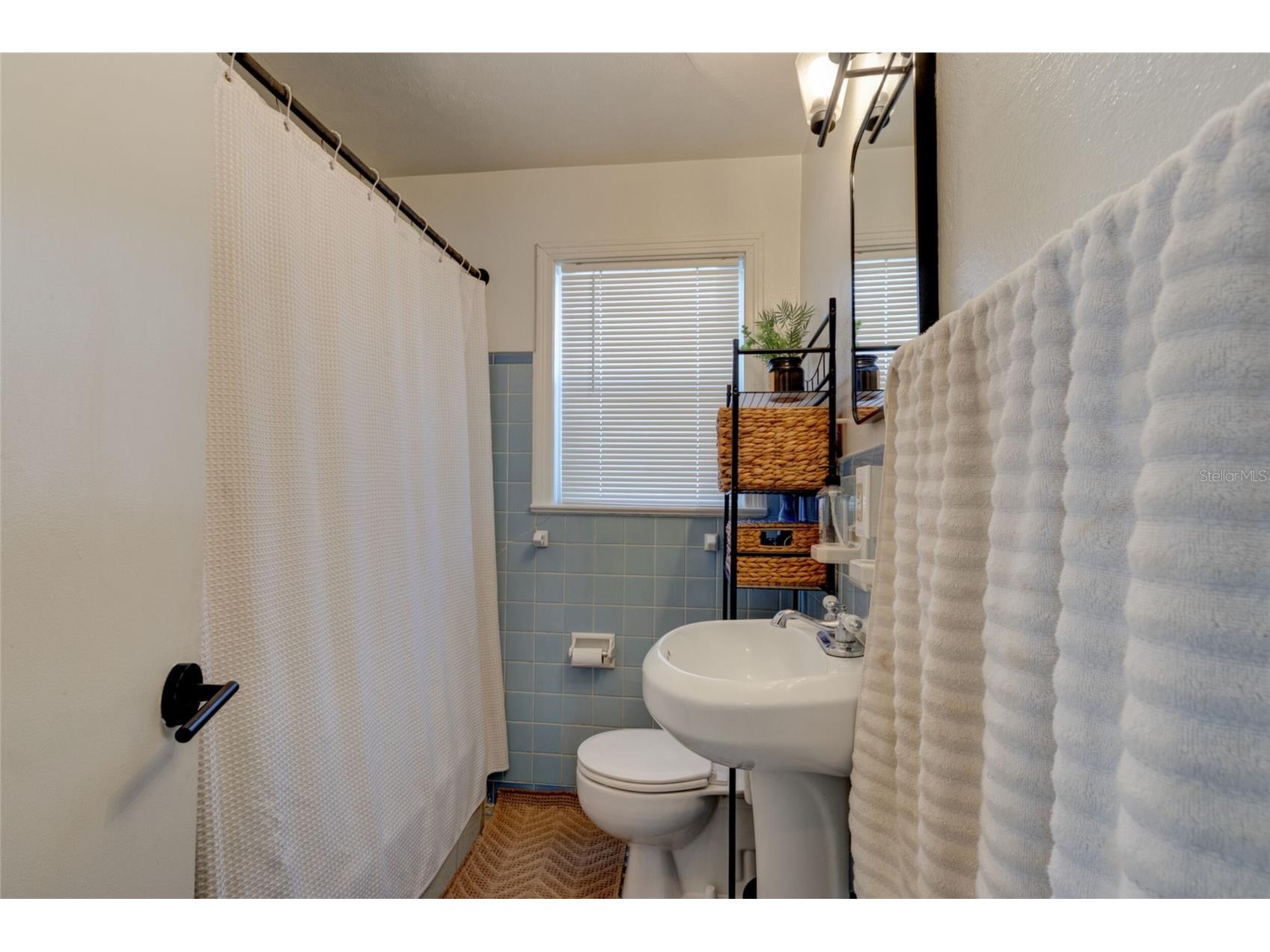 527 Eastwood Lane Daytona Beach FL 32118 V4946506 image6