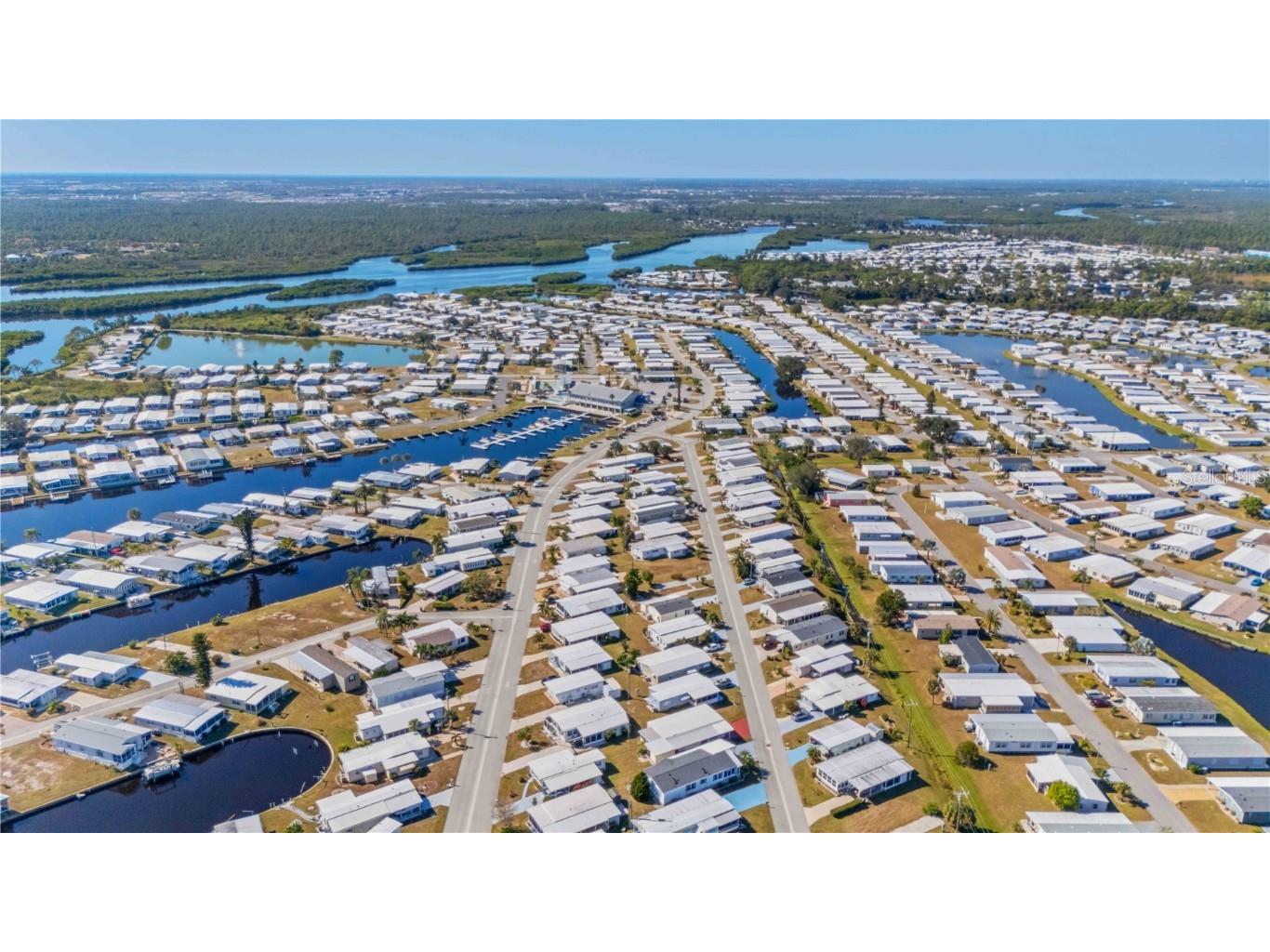 527 Fleetwood Street North Port FL 34287 A4672563 image13