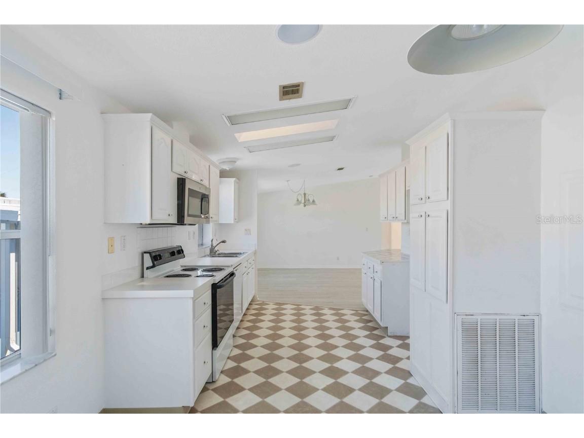 527 Fleetwood Street North Port FL 34287 A4672563 image49