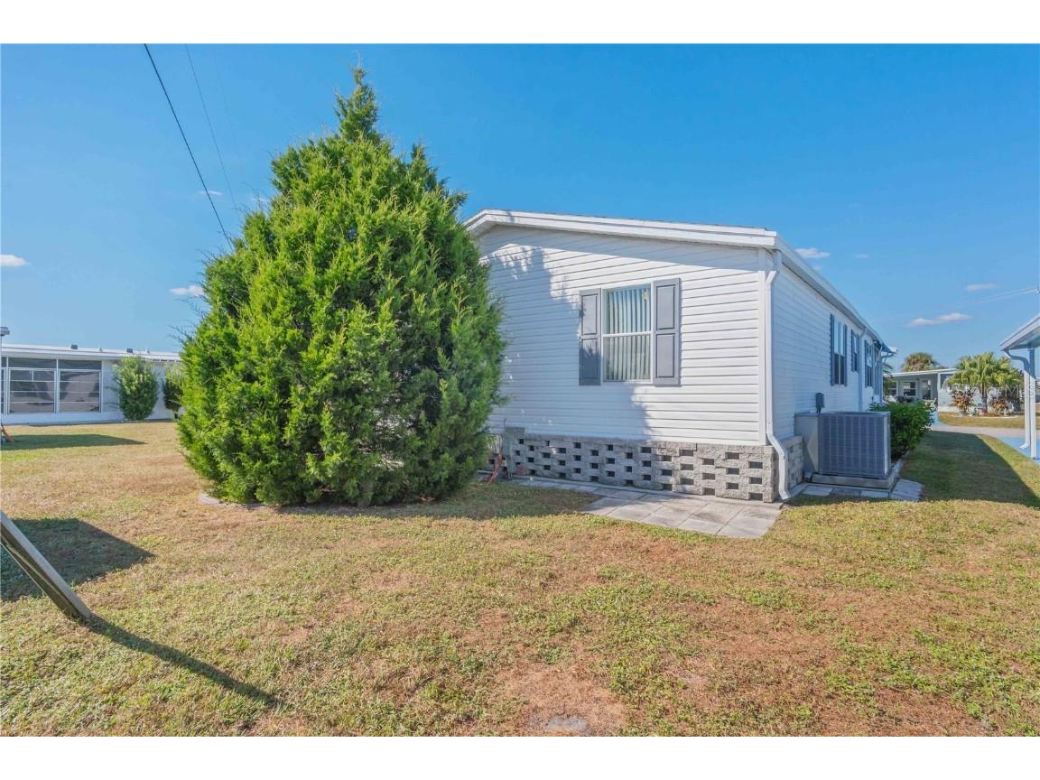 527 Fleetwood Street North Port FL 34287 A4672563 image5