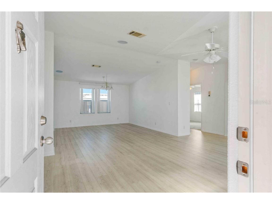 527 Fleetwood Street North Port FL 34287 A4672563 image52