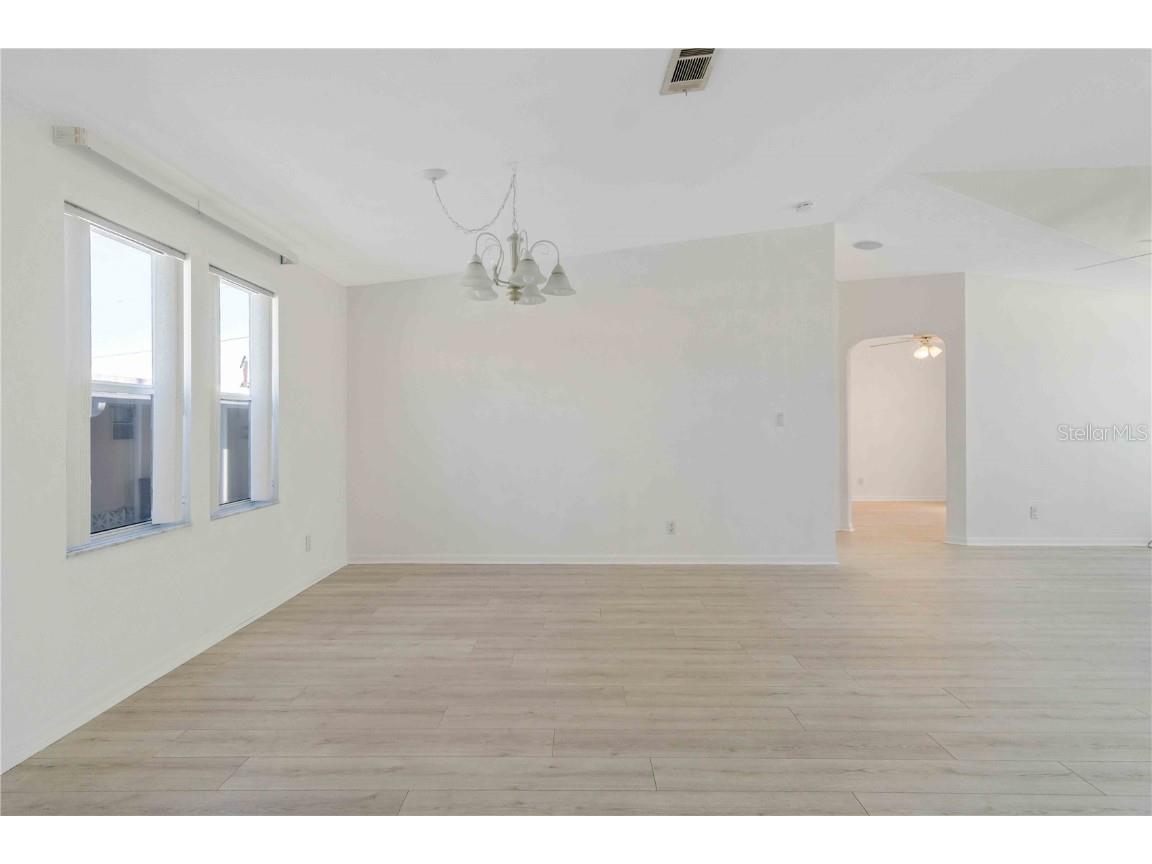 527 Fleetwood Street North Port FL 34287 A4672563 image55