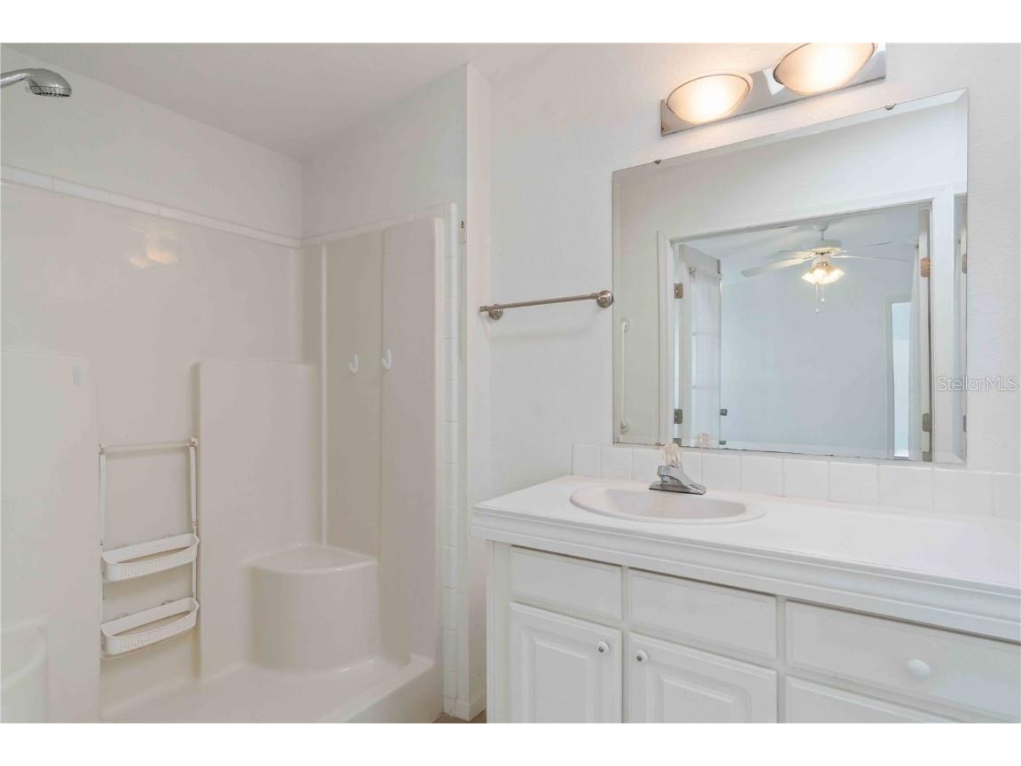 527 Fleetwood Street North Port FL 34287 A4672563 image66