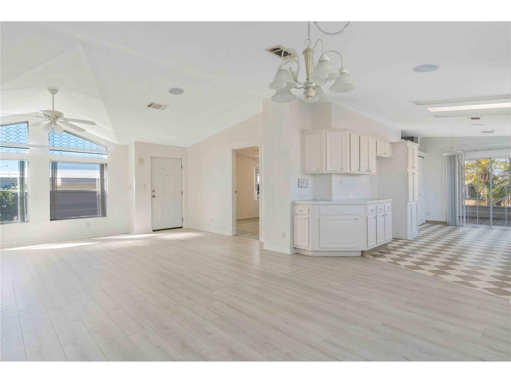 527 Fleetwood Street North Port FL 34287 A4694283 image35