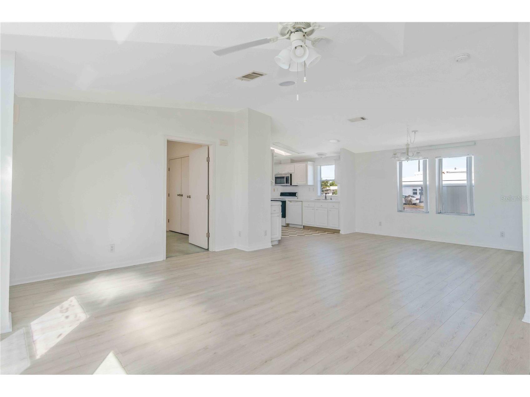 527 Fleetwood Street North Port FL 34287 A4694283 image39
