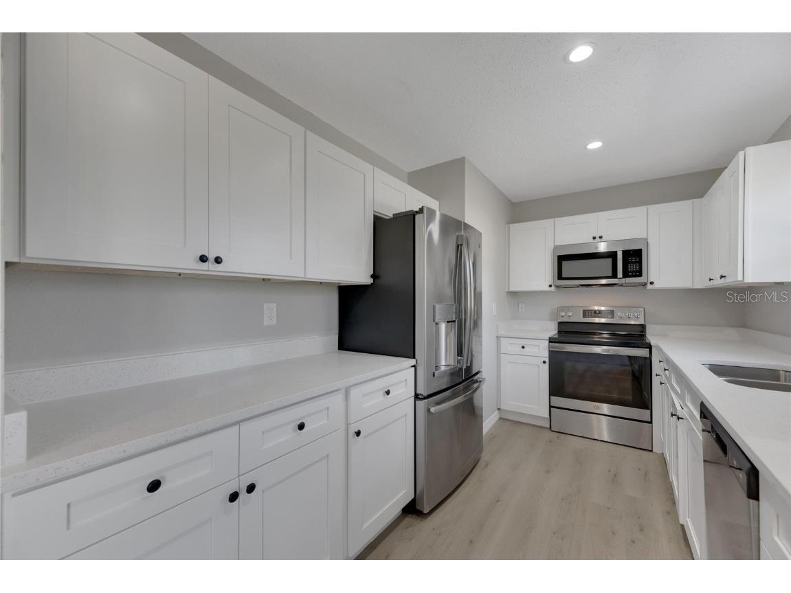 527 Fox Run Trail Apollo Beach FL 33572 TB8448654 image19