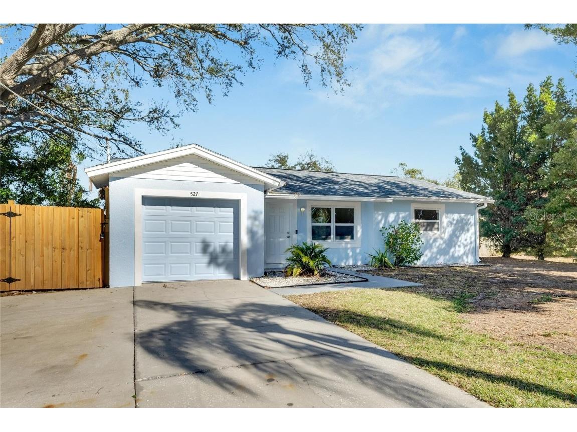 527 Fox Run Trail Apollo Beach FL 33572 TB8448654 image2