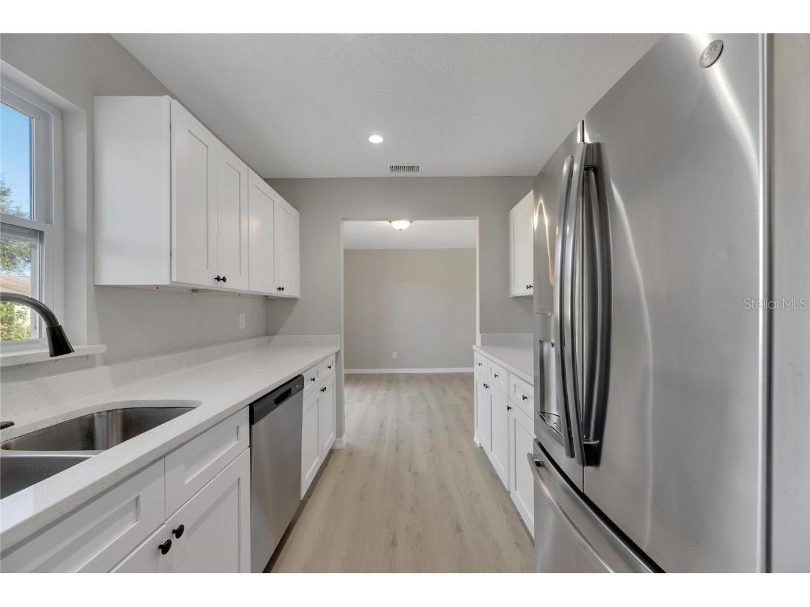 527 Fox Run Trail Apollo Beach FL 33572 TB8448654 image21