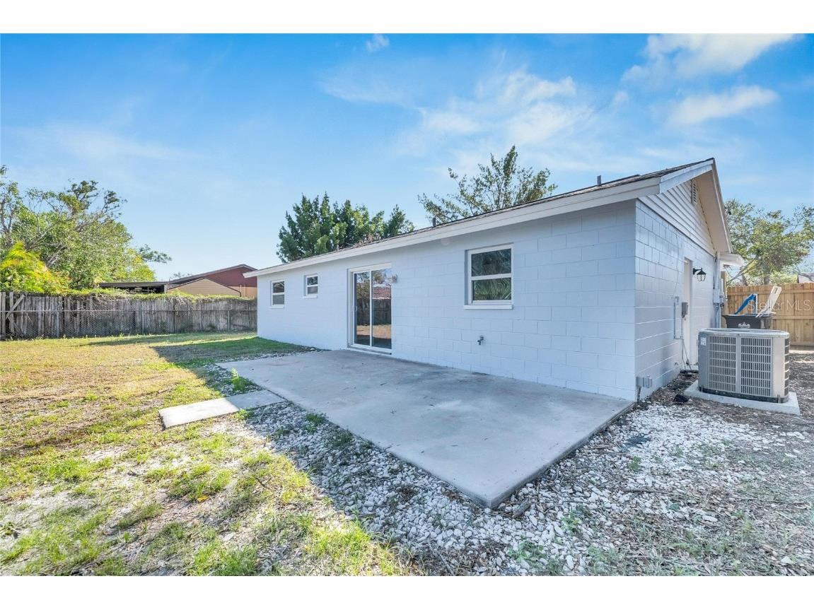 527 Fox Run Trail Apollo Beach FL 33572 TB8448654 image41