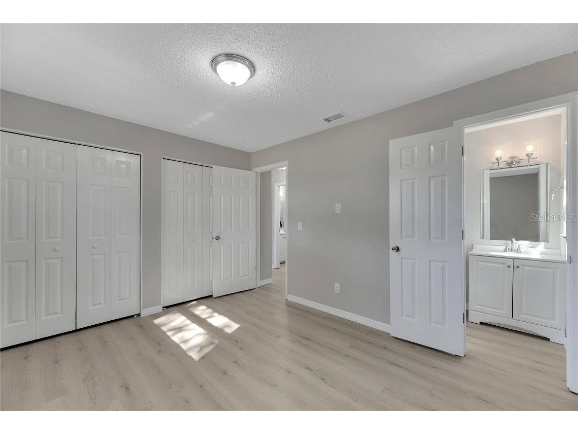 527 Fox Run Trail Apollo Beach FL 33572 TB8448728 image36