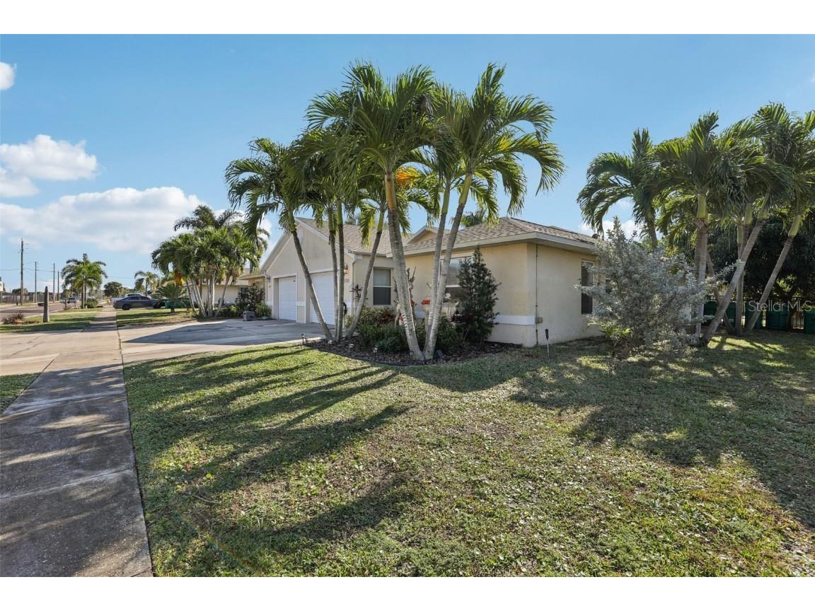 527 Jackson Avenue Satellite Beach FL 32937 O6361948 image3