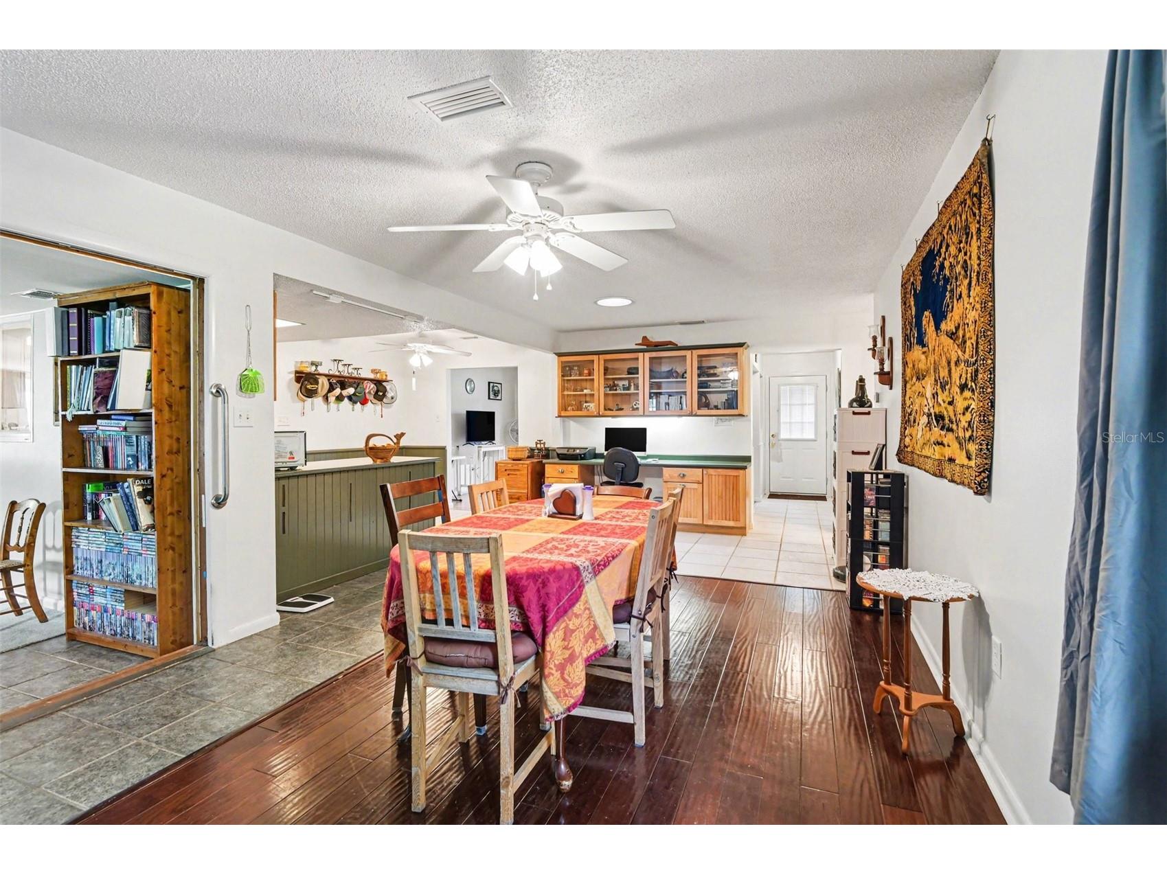527 Land O Lakes Court Deland FL 32724 TB8495861 image13