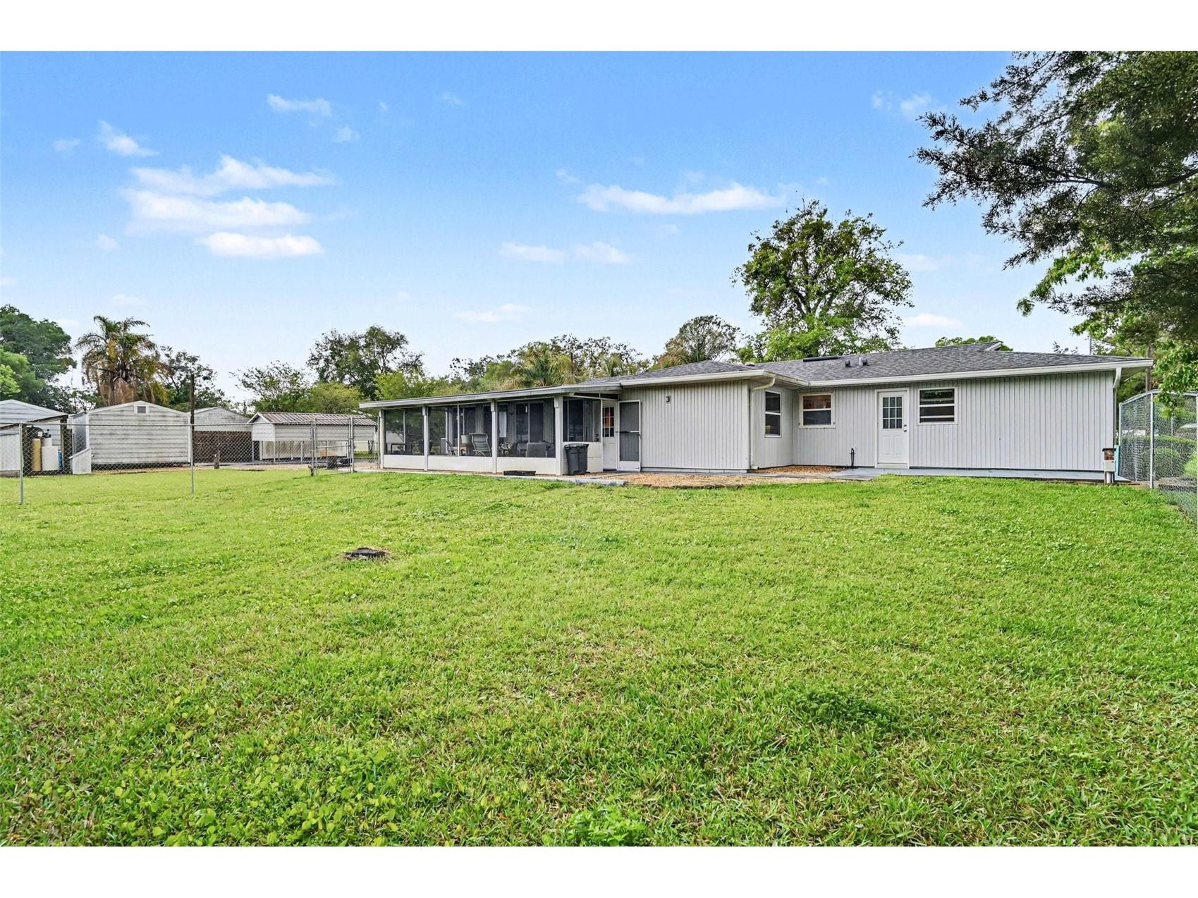 527 Land O Lakes Court Deland FL 32724 TB8495861 image28