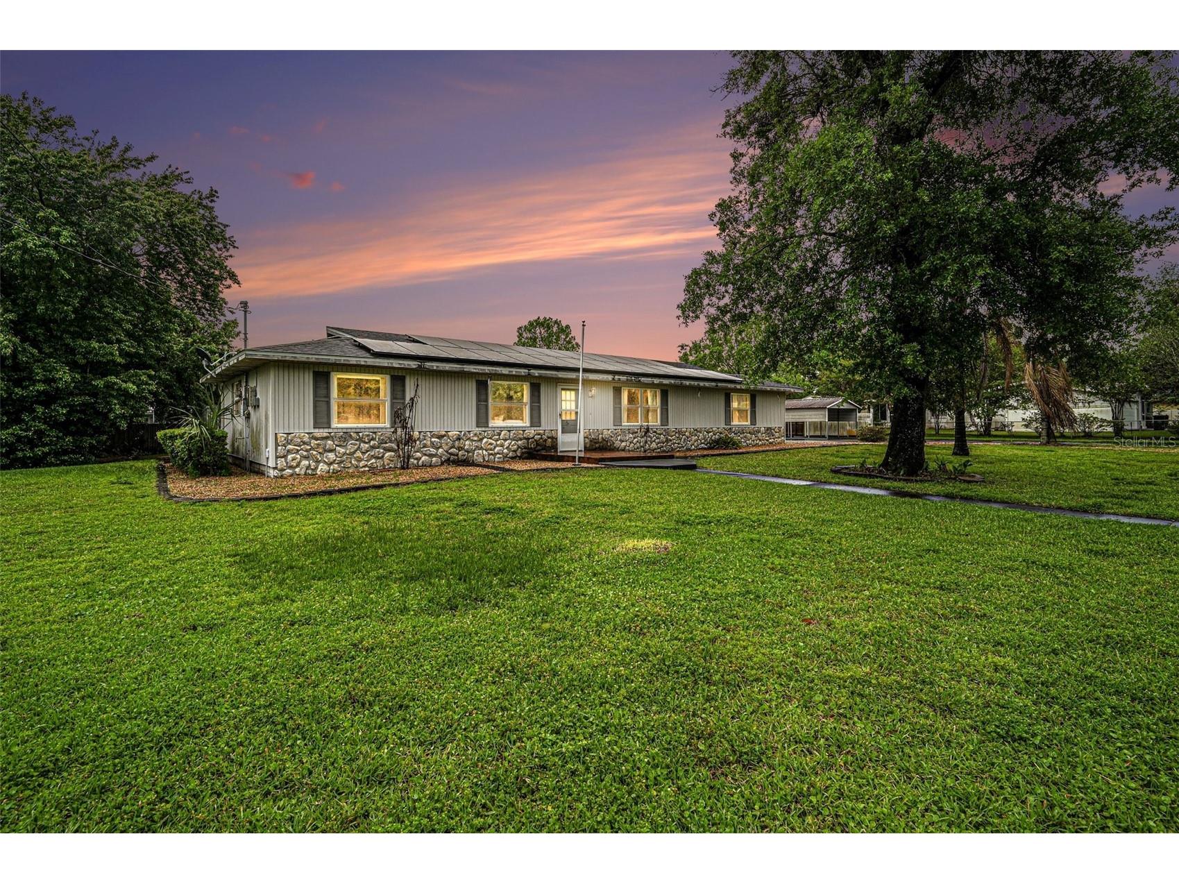 527 Land O Lakes Court Deland FL 32724 TB8495861 image3