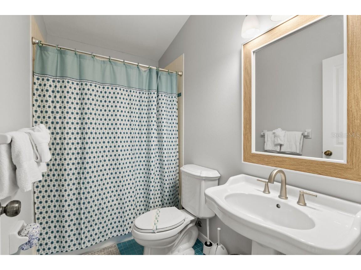 527 Magnolia Avenue Anna Maria FL 34216 A4640924 image21