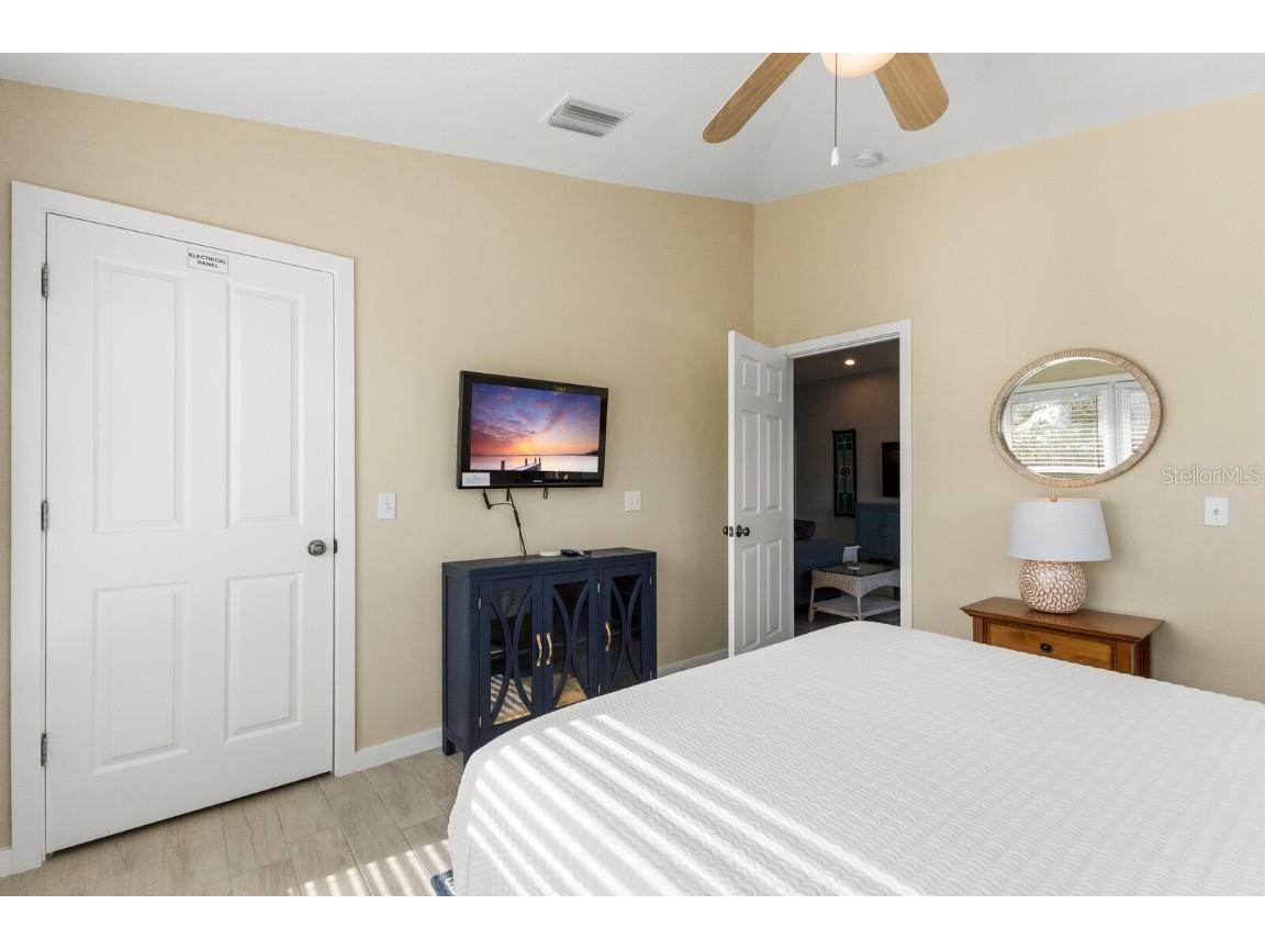 527 Magnolia Avenue Anna Maria FL 34216 A4640924 image23