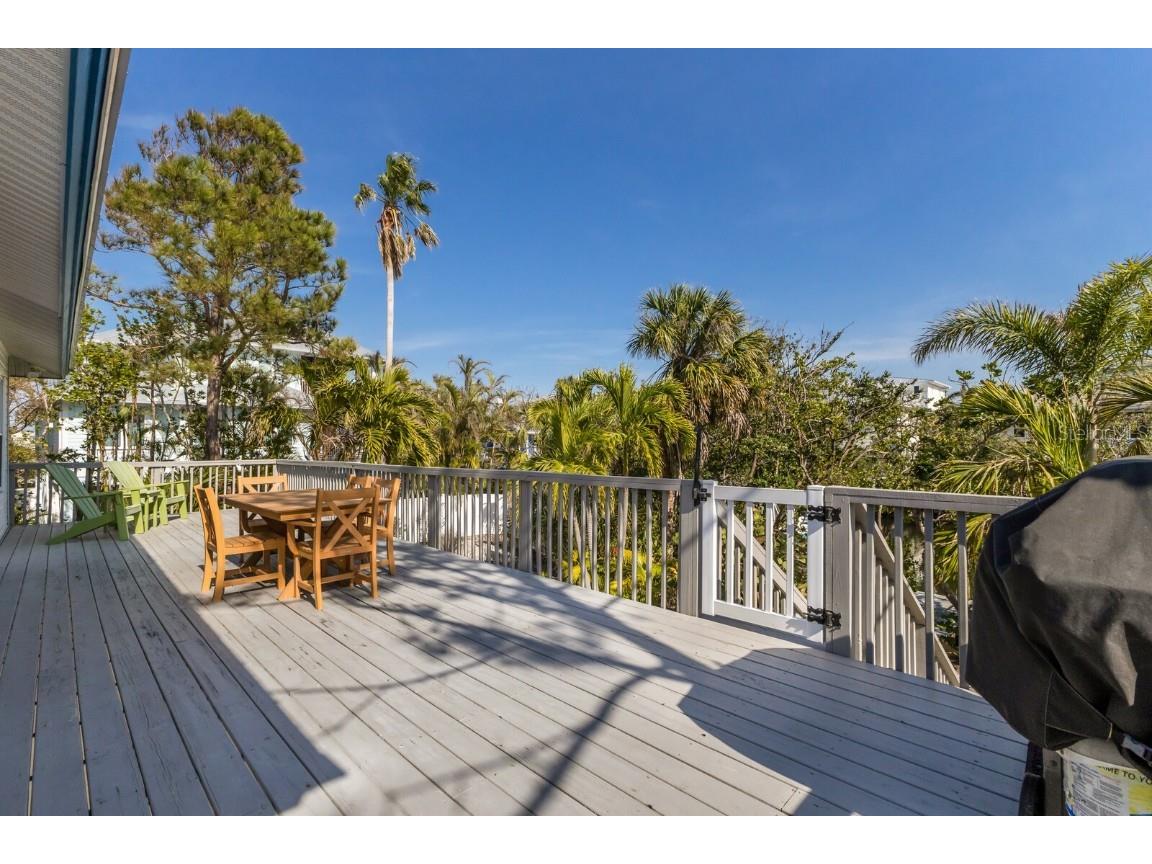 527 Magnolia Avenue Anna Maria FL 34216 A4640924 image27