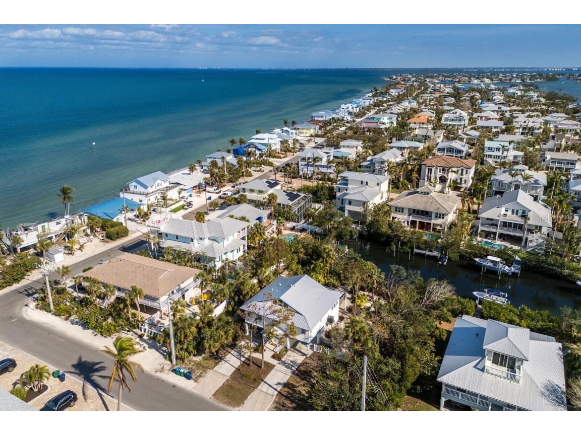 527 Magnolia Avenue Anna Maria FL 34216 A4640924 image41