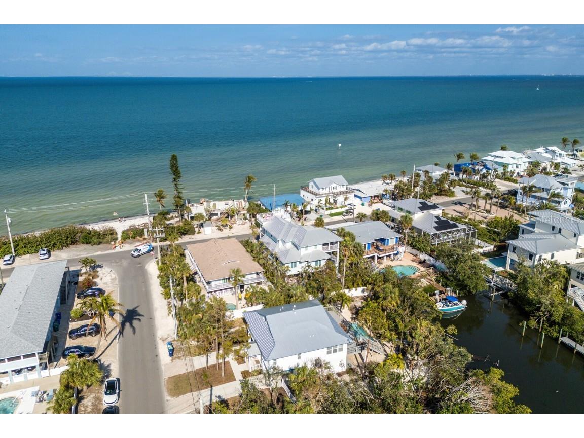 527 Magnolia Avenue Anna Maria FL 34216 A4640924 image42