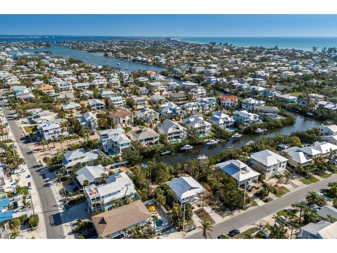 527 Magnolia Avenue Anna Maria FL 34216 A4640924 image47