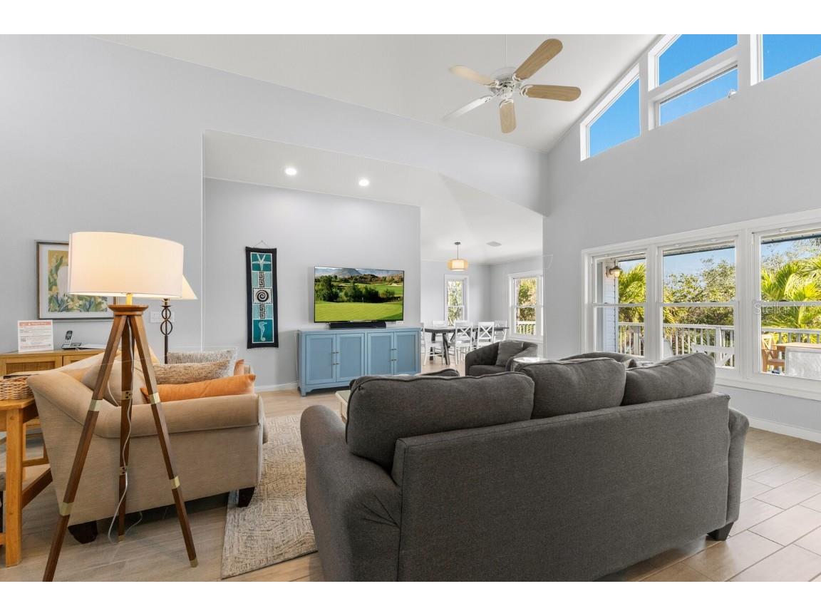 527 Magnolia Avenue Anna Maria FL 34216 A4640924 image8