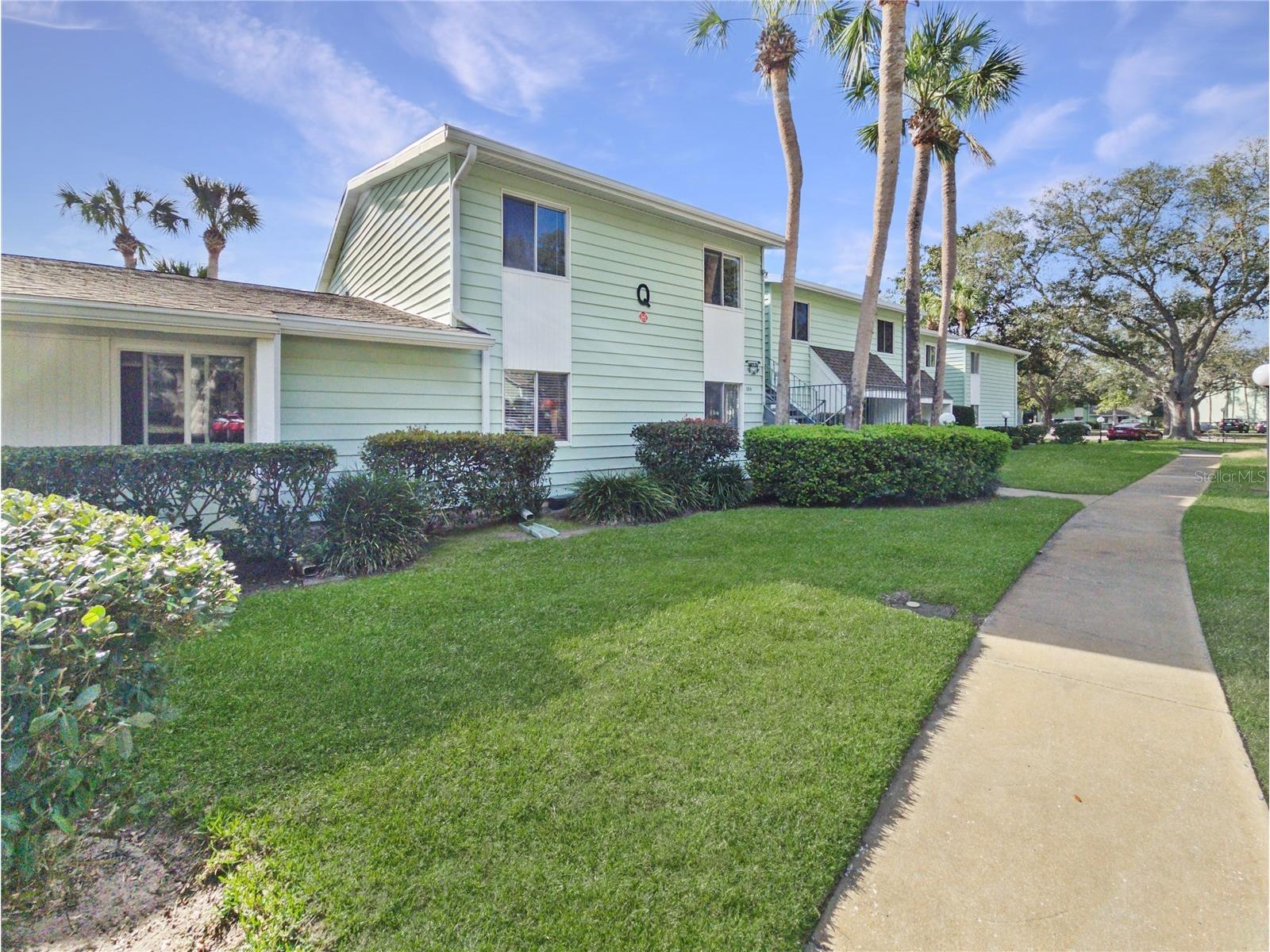 527 Midway Drive #B Ocala FL 34472 - LAKE SPARKLE OM719279 image2