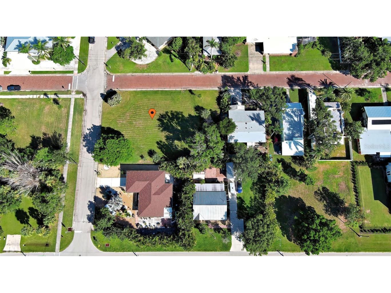 527 Palm Avenue Punta Gorda FL 33950 C7514053 image5