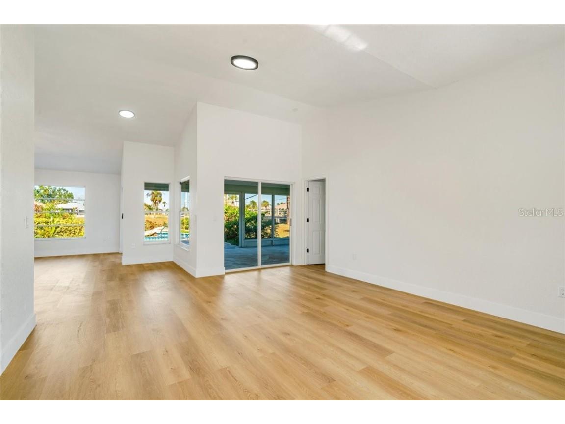 527 Rotonda Circle Rotonda West FL 33947 A4631490 image17