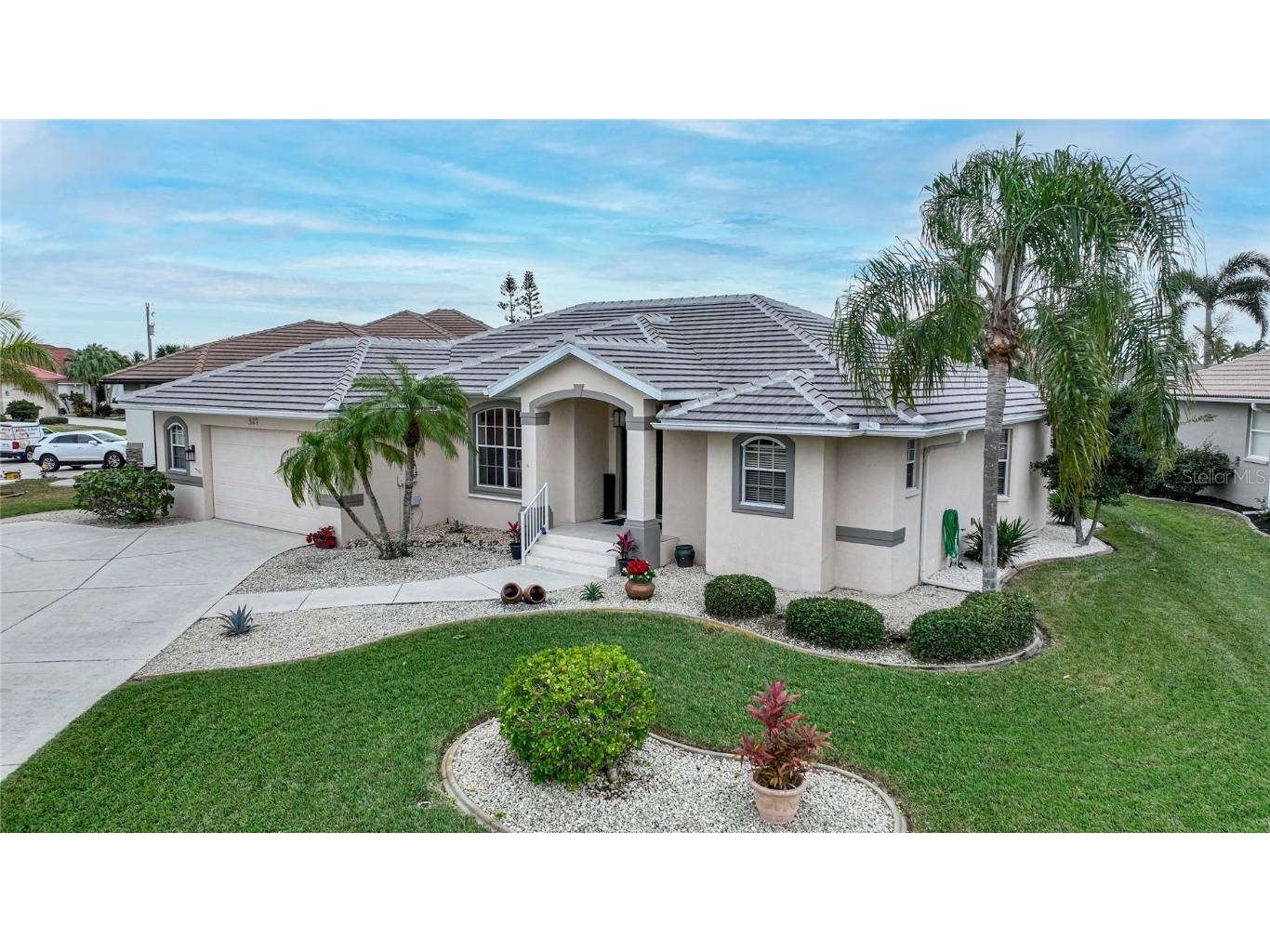 527 Saint Girons Court Punta Gorda FL 33950 C7486107 image1