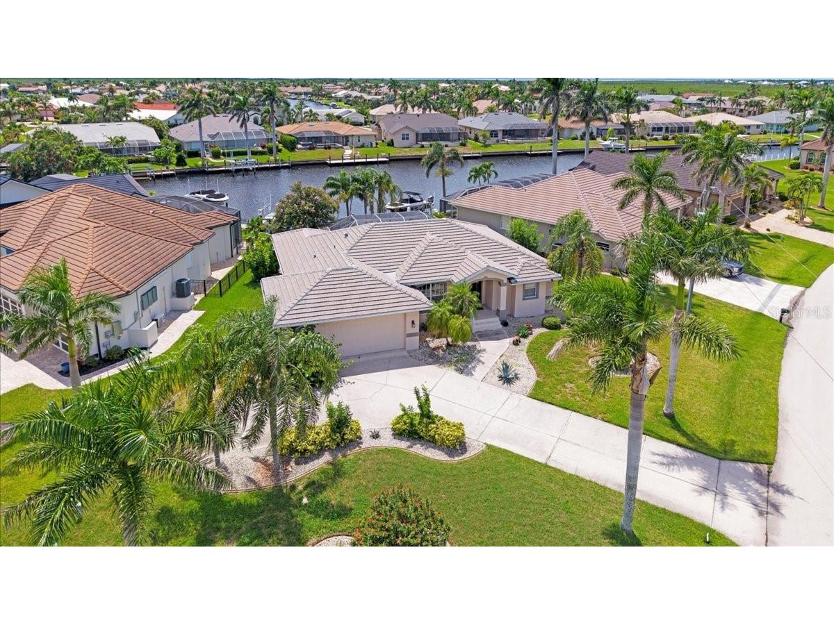 527 Saint Girons Court Punta Gorda FL 33950 C7514210 image1
