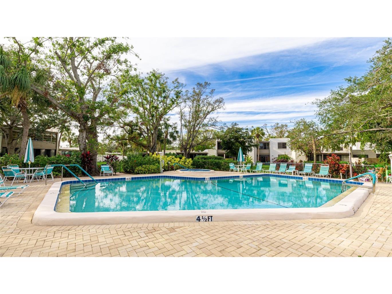 527 Spring Lakes Boulevard Bradenton FL 34210 A4633585 image36