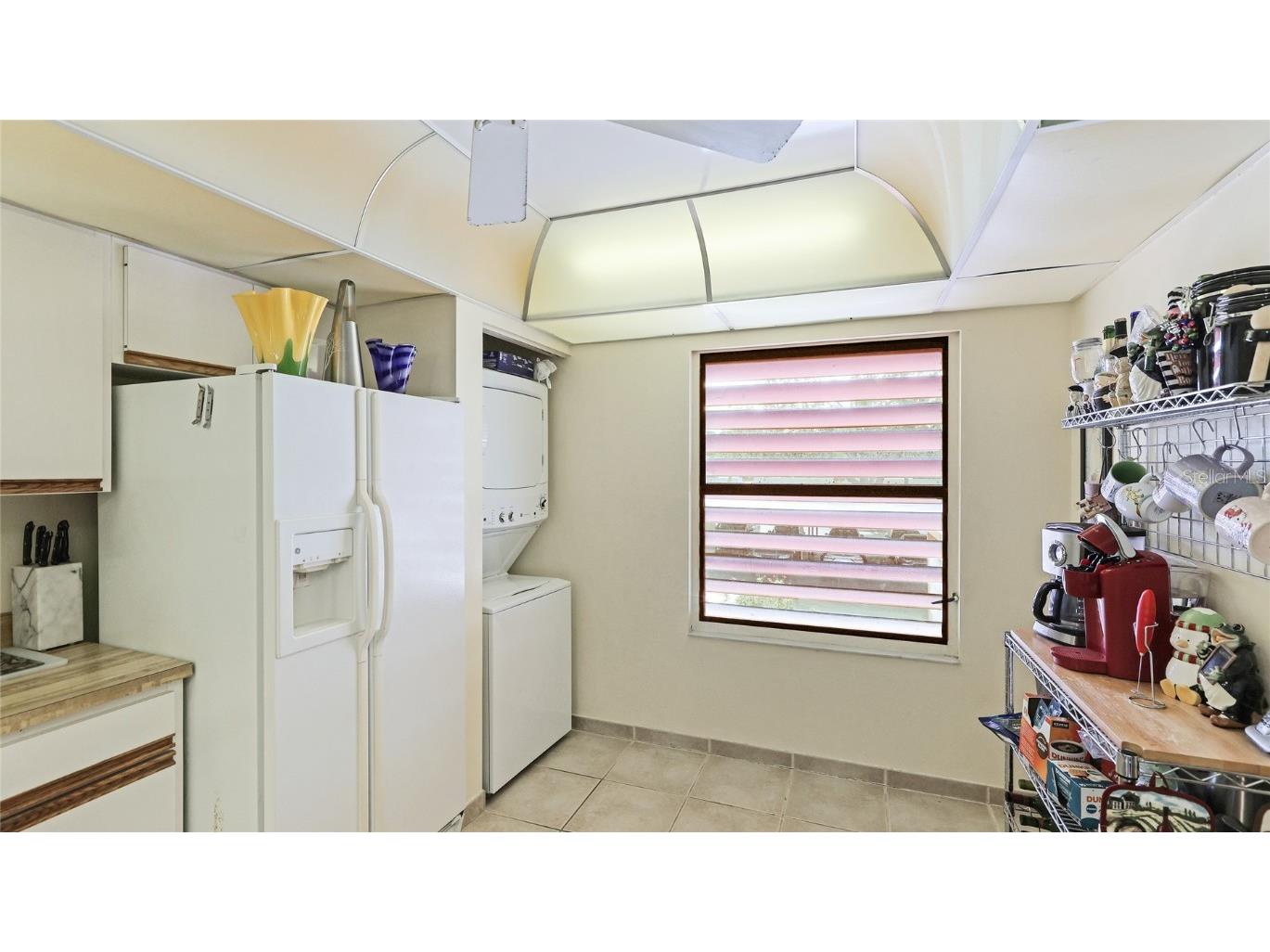 527 Spring Lakes Boulevard Bradenton FL 34210 A4633585 image4