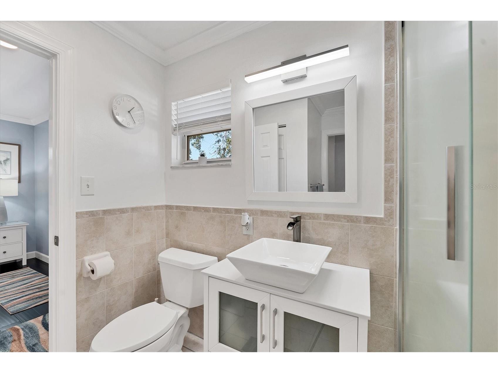 527 Sutton Place Longboat Key FL 34228 - SARASOTA BAY GULF OF MEXICO A4677642 image37