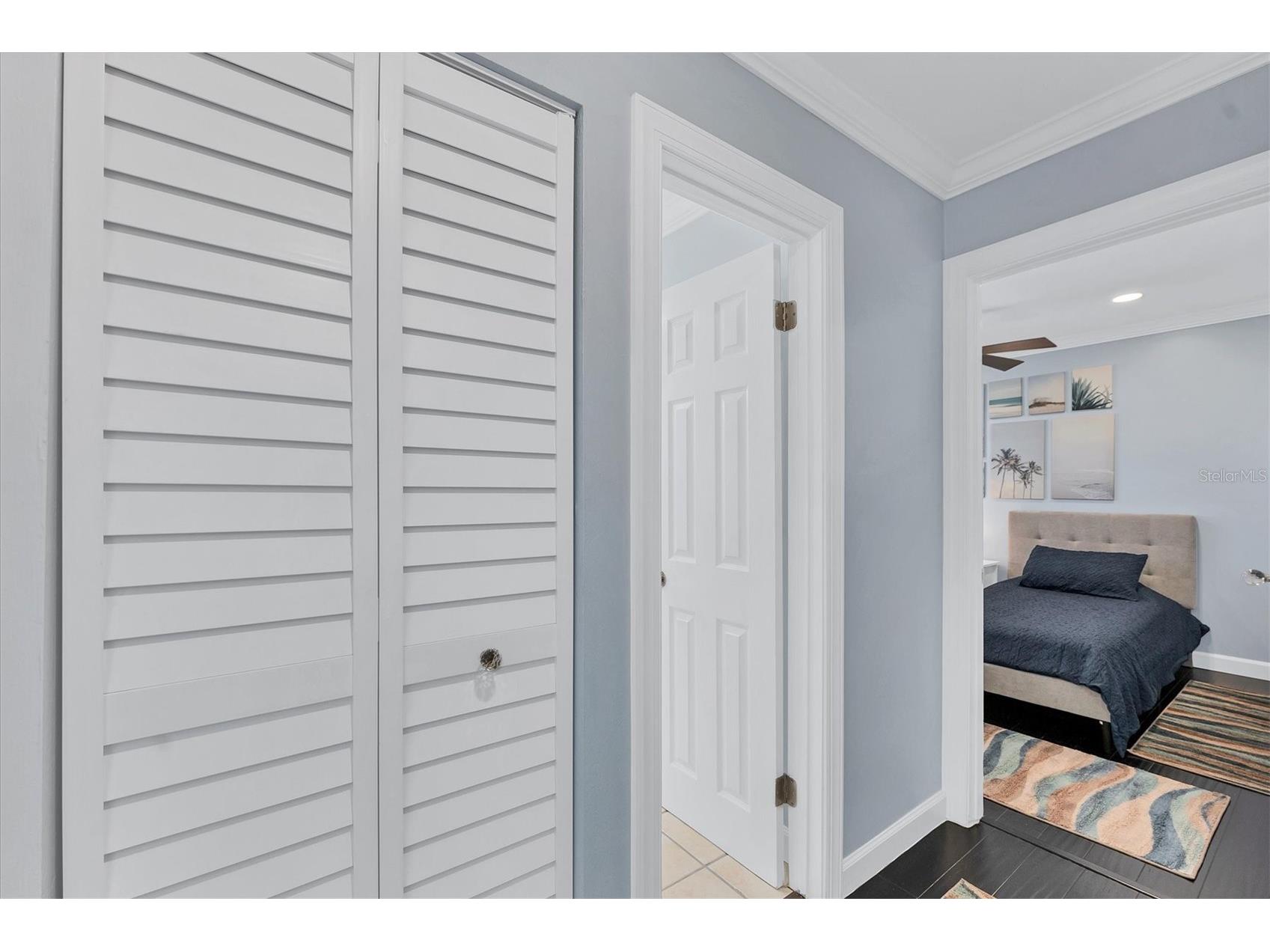 527 Sutton Place Longboat Key FL 34228 - SARASOTA BAY GULF OF MEXICO A4677642 image38