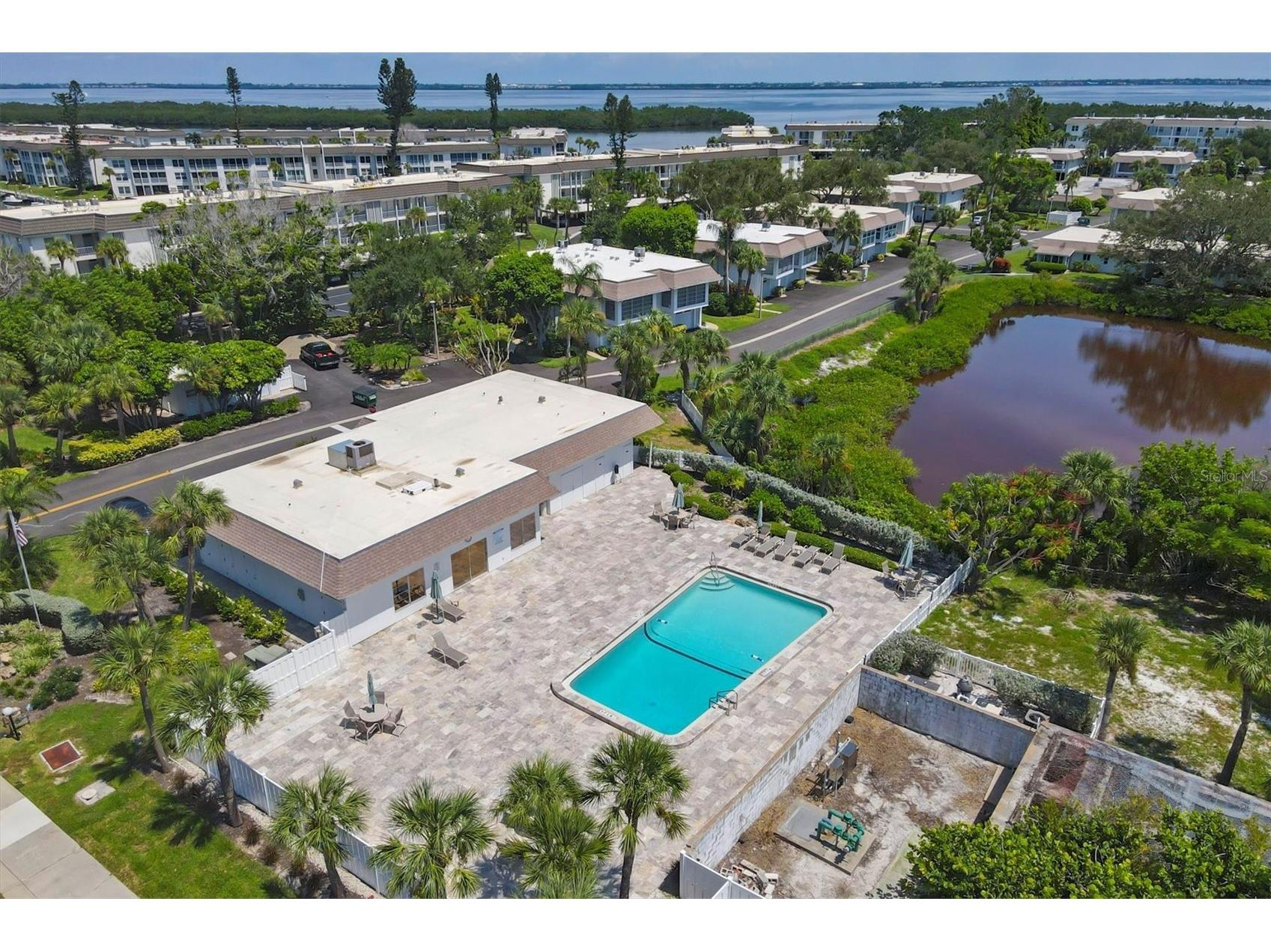 527 Sutton Place Longboat Key FL 34228 - SARASOTA BAY GULF OF MEXICO A4677642 image58